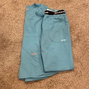 Greys Anatomy scrub set